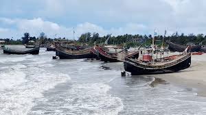 সোনালি সেই দ্বীপে এখন ছিনতাইয়ের ভয়
