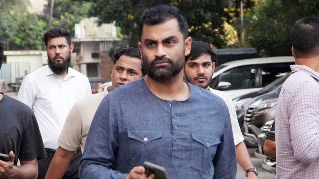 বিসিবি নির্বাচন থেকে সরে দাঁড়ালেন তামিম