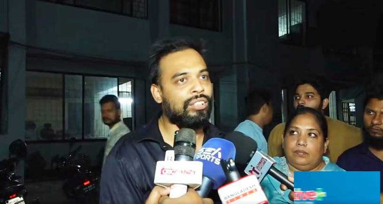 তাসকিন আহমেদের বিরুদ্ধে অভিযোগ প্রত্যাহার করেছেন তাঁর বন্ধু সিফাতুর রহমান সৌরভ। ছবি: সংগৃহীত