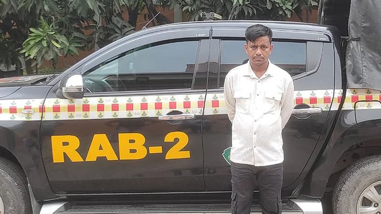 গ্রেপ্তার মো. বাবু খান ওরফে টুন্ডা বাবু। ছবি: সংগৃহীত