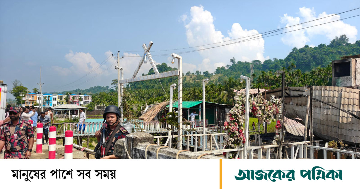 কক্সবাজারে রিসোর্টে আগুন: উধাও কর্তৃপক্ষ, উদ্ধার সহায়তায় বিজিবি