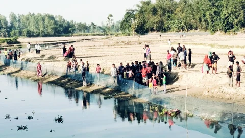 নিখোঁজ অটোরিকশাচালকের লাশ মিলল নদীতে, গলা কেটে হত্যার ধারণা পুলিশের