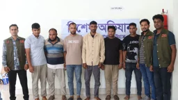 এসআরবি পরিচয়ে অপহরণ, রোহিঙ্গা ক্যাম্পে আটকে ২০ লাখ টাকা মুক্তিপণ দাবি