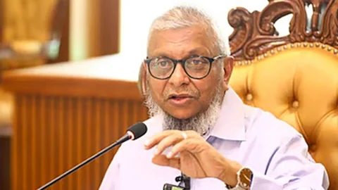 আকামার মেয়াদ শেষ হলেও সৌদিতে প্রবেশের সুযোগ পাবেন বাংলাদেশি কর্মীরা: প্রবাসীকল্যাণমন্ত্রী