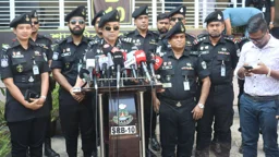 দুর্গাপূজায় ১ হাজার ৮৪১ মণ্ডপে নিরাপত্তা দিচ্ছে এসআরবি