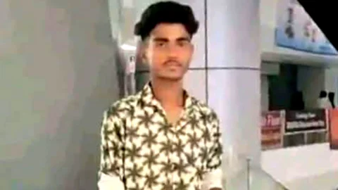 লালমনিরহাটে দাঁড়িয়ে থাকা ট্রলিতে ধাক্কা, প্রাণ গেল মোটরসাইকেল আরোহীর