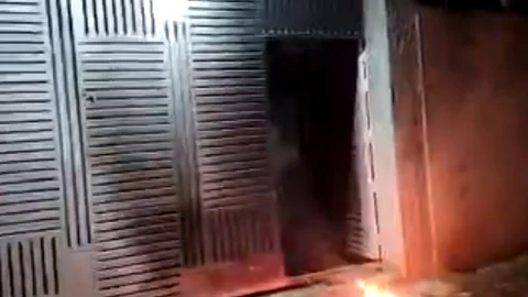 গফরগাঁওয়ে ছাত্রদলের সাবেক আহ্বায়কের বাড়িতে গেটের সামনে বিস্ফোরণ