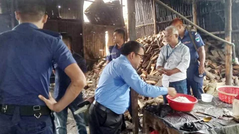 গাংনীতে ভোক্তা-অধিকারের অভিযানে ২ প্রতিষ্ঠানকে জরিমানা