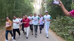 মাদকবিরোধী ম্যারাথনে ৬০০ দৌড়বিদ, যুবসমাজকে খেলাধুলায় ফেরানোর আহ্বান