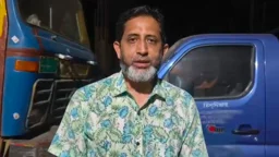 বাংলাদেশ ব্যাংকের কর্মকর্তার ৫ লাখ টাকা ছিনতাইয়ের অভিযোগ