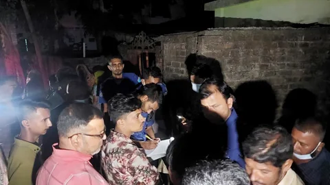 গোপালগঞ্জে ভাড়া বাসা থেকে নারীর অর্ধগলিত মরদেহ উদ্ধার