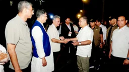 চট্টগ্রামে দুর্গাপূজামণ্ডপ পরিদর্শনে প্রধানমন্ত্রী তারেক রহমান
