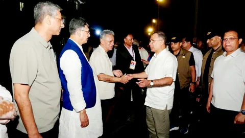 চট্টগ্রামে দুর্গাপূজামণ্ডপ পরিদর্শনে প্রধানমন্ত্রী তারেক রহমান