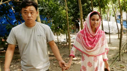 প্রেমের টানে চীনা যুবক মাদারীপুরে, ধর্মান্তরিত হয়ে করতে চান বিয়ে