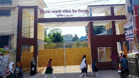 চুয়াডাঙ্গা সরকারি বালিকা উচ্চবিদ্যালয়ে প্রশ্নপত্র ফাঁস, তদন্তে কমিটি
