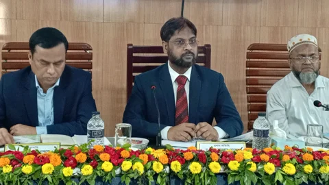 ‘গমের আমদানি কমিয়ে উৎপাদন বাড়াতে হবে’
