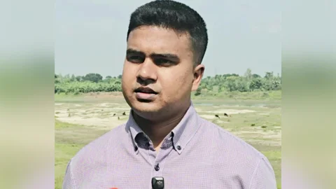 বিশ্বমঞ্চে এবার বরেন্দ্রর খরা ও পানির সংকট তুলে ধরবেন নওগাঁর মামুনুর