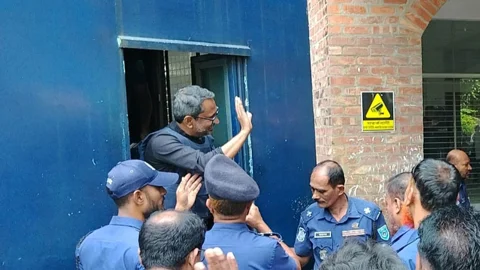 পঞ্চগড়ের সাবেক এমপি নাঈমুজ্জামানের দুই দিনের রিমান্ড
