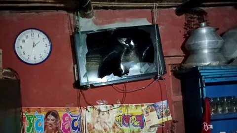 রংপুরে ‘ধর্ম অবমাননার’ অভিযোগে তিন বাড়িতে ভাঙচুর, শতাধিক পুলিশ মোতায়েন