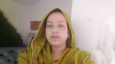 স্বামী কুয়েতে, অন্য ব্যক্তির সঙ্গে স্বামী-স্ত্রী পরিচয়ে ভাড়া বাসায় থাকতেন, নারীর মরদেহ উদ্ধার