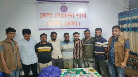 সুপারি বাগানে চলছিল জুয়ার আসর, সরঞ্জাম ও নগদ টাকাসহ আটক ৭