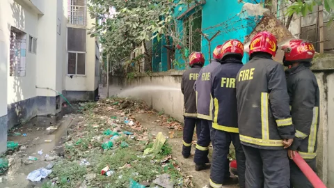 মুন্সিগঞ্জ জেনারেল হাসপাতালে আগুন, দ্রুত নিয়ন্ত্রণে আনল ফায়ার সার্ভিস