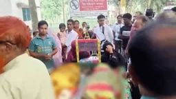 কুড়িগ্রামে ট্রাক-অটোরিকশার সংঘর্ষ, এক পরিবারের চারজনসহ নিহত ৫