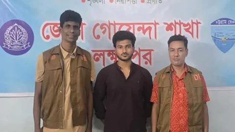 হাসপাতালে স্বেচ্ছাসেবক দলের নেতাকে মারধর, ছাত্রদল নেতা গ্রেপ্তার