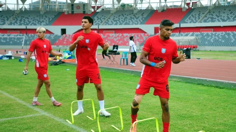 সাফের টিকিট পাবেন কোথায়, দাম কত