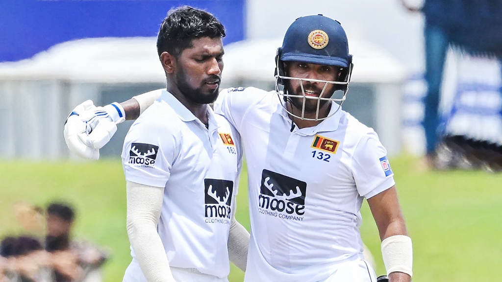 সেঞ্চুরির বন্যায় লঙ্কানদের রানের পাহাড় 