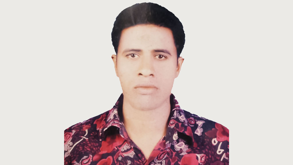 পেটে বুলেট নিয়ে চলছেন সালেহ