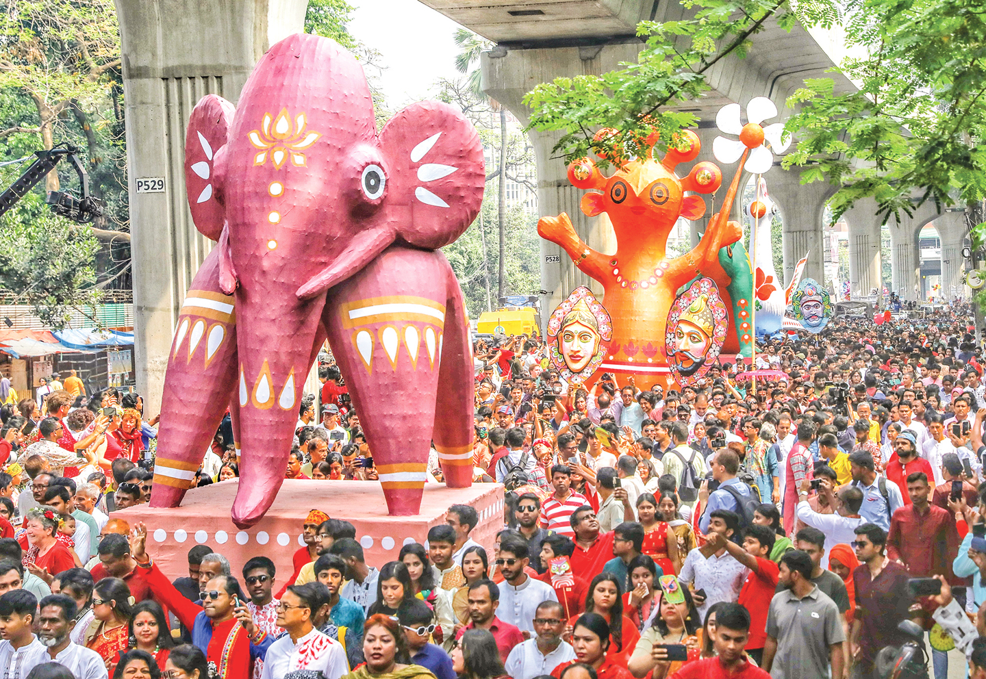 মঙ্গল শোভাযাত্রার সিদ্ধান্তকে সাধুবাদ