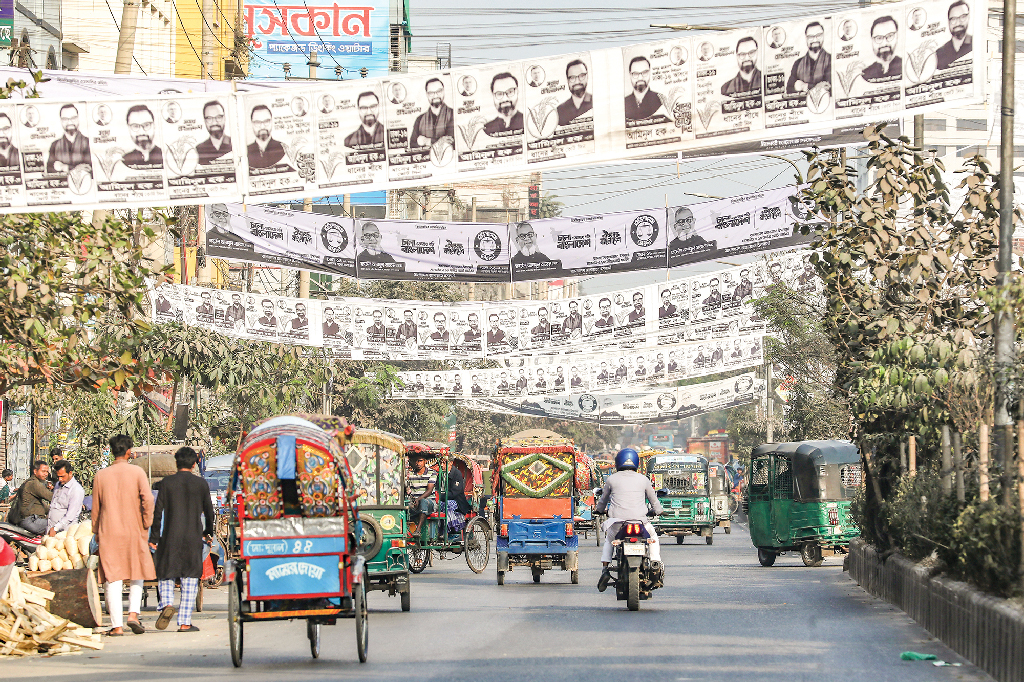 নির্বাচনের জন্য সবাই প্রস্তুত, তবু কেন সংশয় জনমনে
