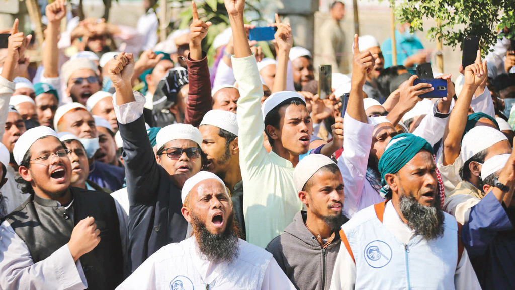 মদ খাওয়ার অনুমতি  দেশকে ধ্বংস করবে