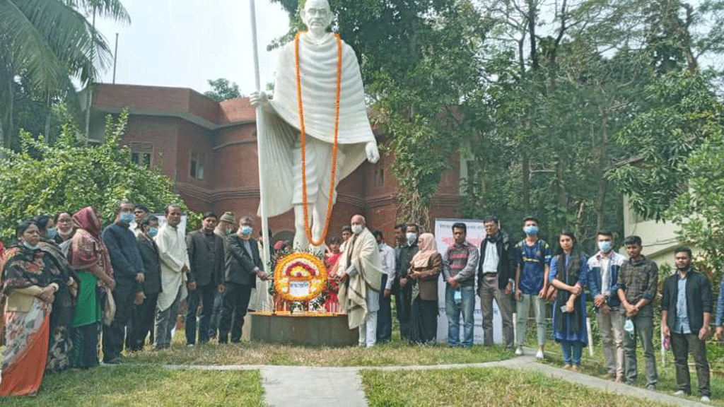 নোয়াখালীতে মহাত্মা গান্ধীর ৭৫তম প্রয়াণ দিবস পালন