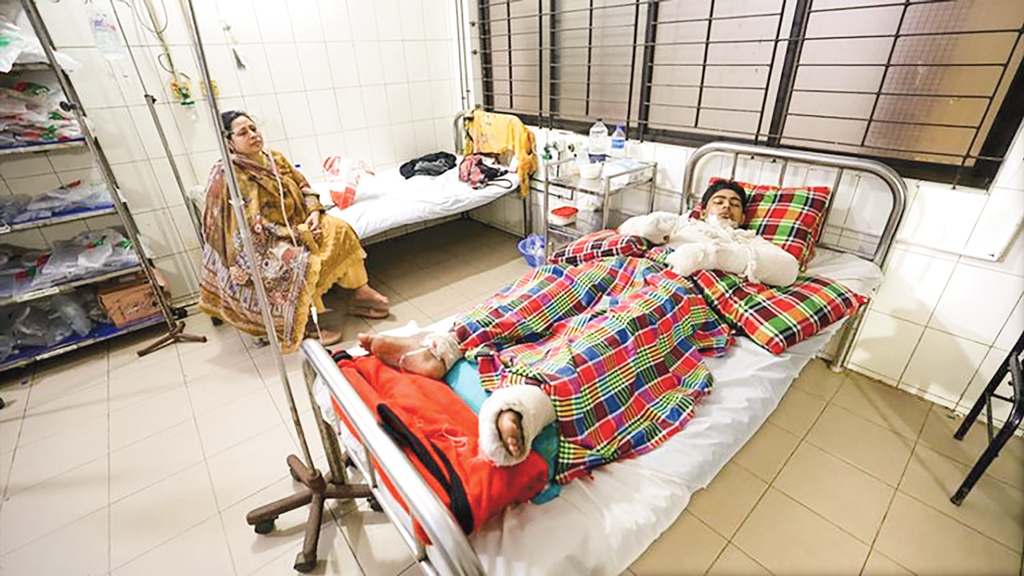 বাড়ছে মৃত্যু, থামছে না কান্না
