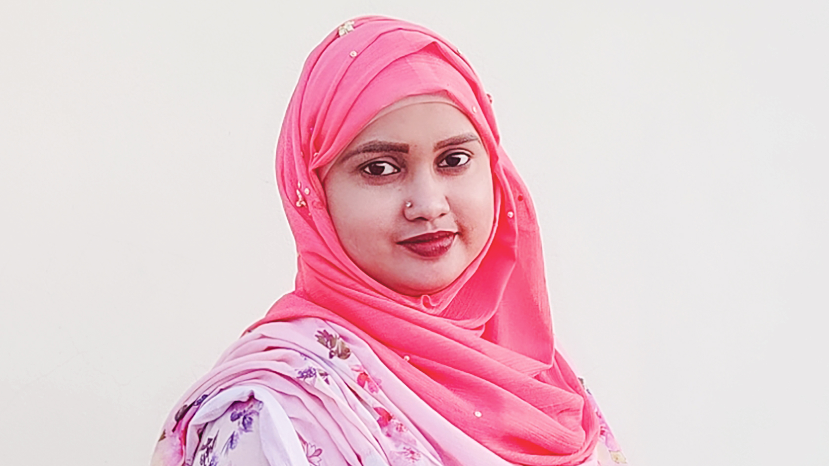 রোজের ফুটে ওঠার গল্প