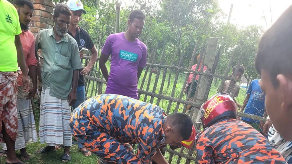 চাঁপাইনবাবগঞ্জে মোটরসাইকেল-ভুটভুটির মুখোমুখি সংঘর্ষে যুবক নিহত
