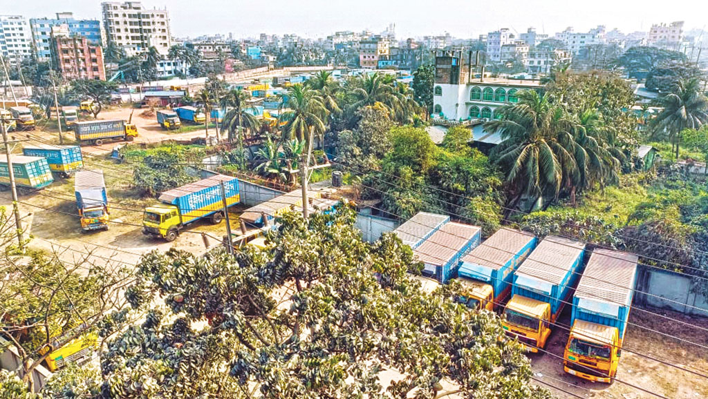 চট্টগ্রাম বন্দরে অবৈধ টার্মিনাল: আ.লীগের দখলমুক্ত হয়ে বিএনপি নেতার কবজায়