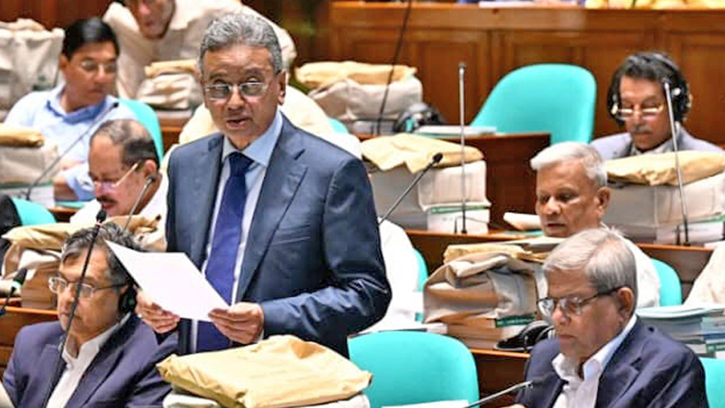 স্বাস্থ্য খাতে বরাদ্দ বাড়িয়ে জিডিপির ১.০১ শতাংশ করার প্রস্তাব