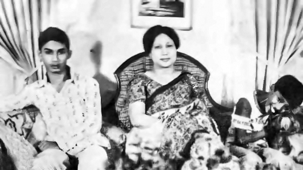 গৃহবধূ থেকে আপসহীন নেত্রী খালেদা জিয়া