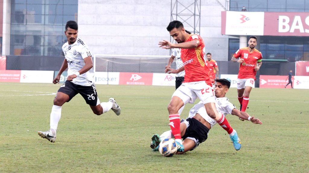 কিংস অ্যারেনায় বসুন্ধরাকে প্রথম হারের স্বাদ দিল মোহামেডান 