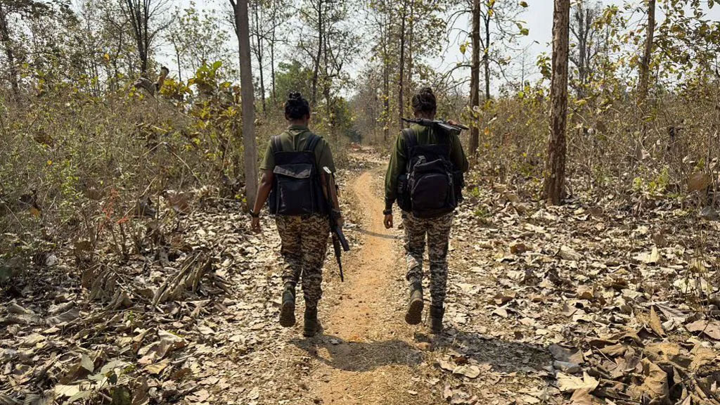 মোদির হাতেই কি নিকাশ হচ্ছে নকশাল আন্দোলন