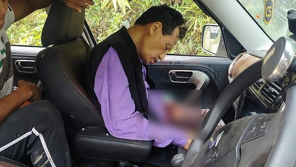 মণিপুর রাজ্যে সশস্ত্র হামলায় কুকিদের ৩ গির্জা নেতাকে হত্যা, উত্তেজনা