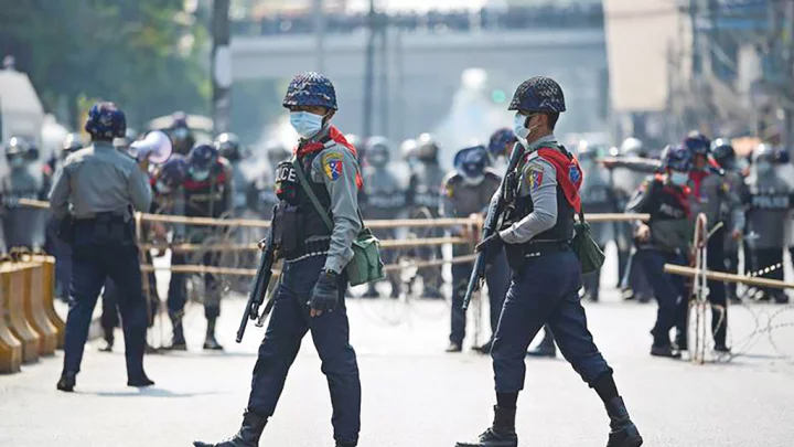 যুদ্ধবিরতির চুক্তি ভঙ্গে ফের উত্তপ্ত রাখাইন