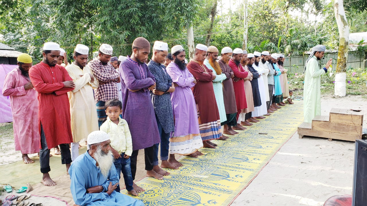 ভূরুঙ্গামারীর দুই গ্রামে ঈদুল আজহা উদযাপন