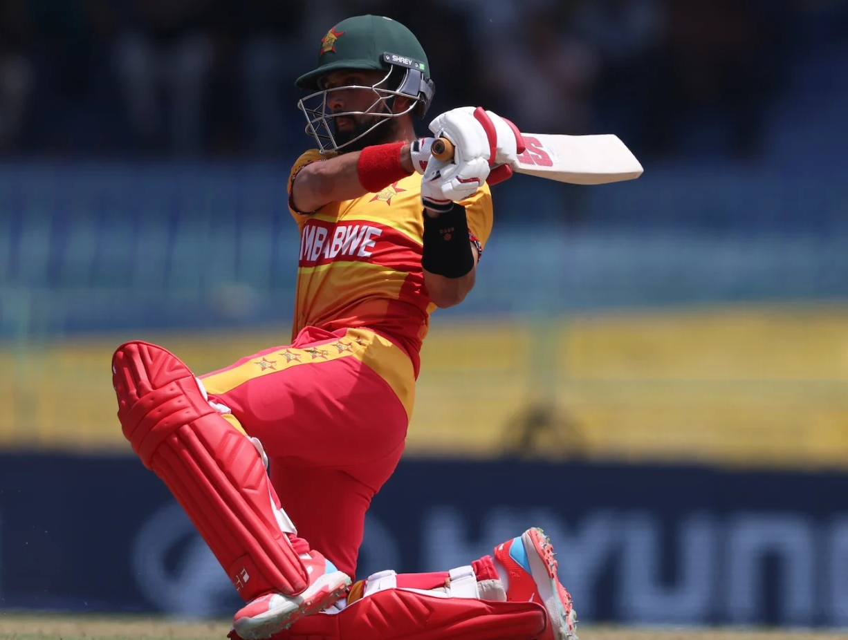 চার নম্বরে নেমে অধিনায়ক রাজা ১৩ বলে ২৫ রানের ক্যামিও ইনিংস খেলে অপরাজিত থাকেন। ২ চার ও ১ ছক্কা মেরেছেন।