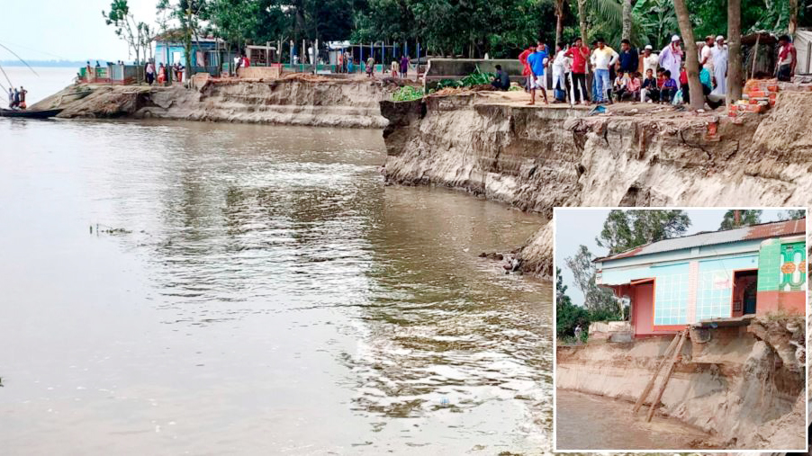 তারকা মসজিদ হারিয়ে গেল যমুনার গর্ভে