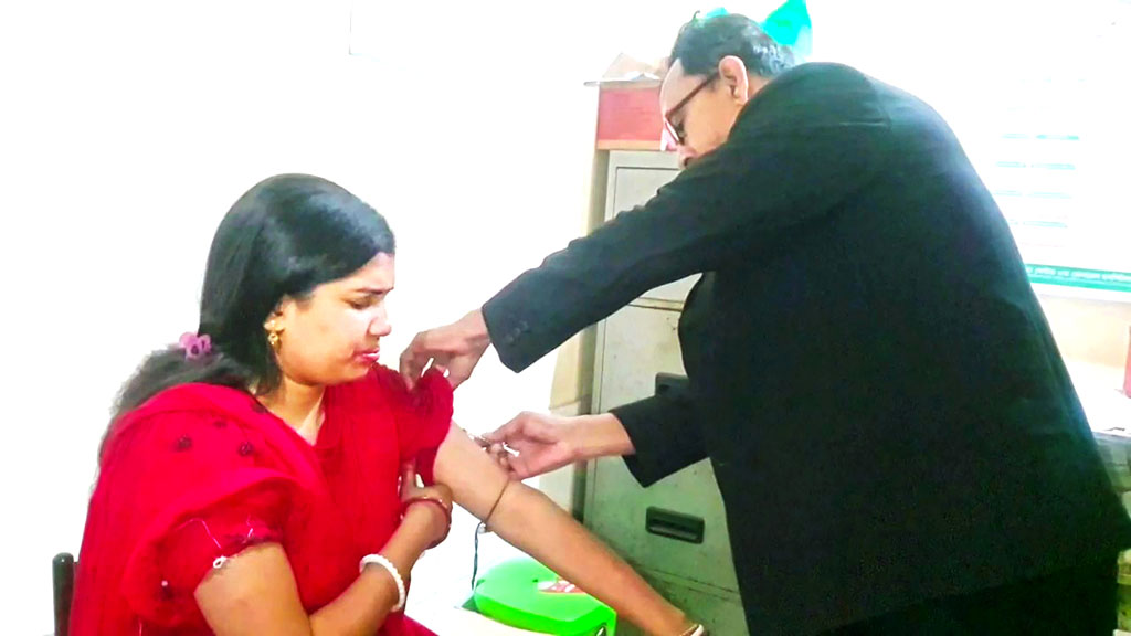 লক্ষ্মীপুর: কুকুর-বিড়ালের আক্রমণ বছরে আক্রান্ত ১০ হাজার