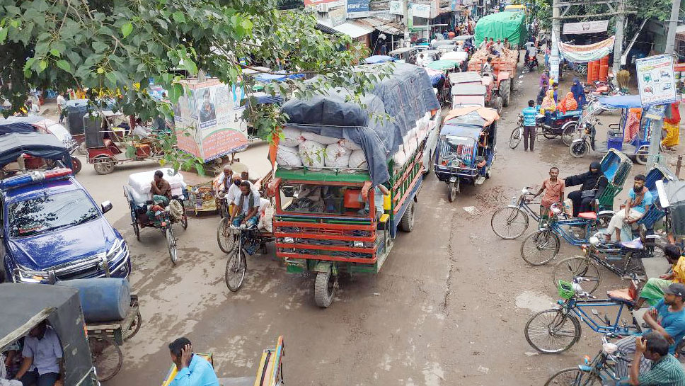 নিত্য জট, দায় নেয় না কেউ